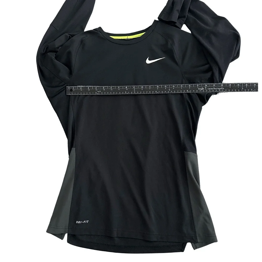 Nike Dri-FIT Men's M Black Gray Panel Long Sleeve Training Shirt 677638-010